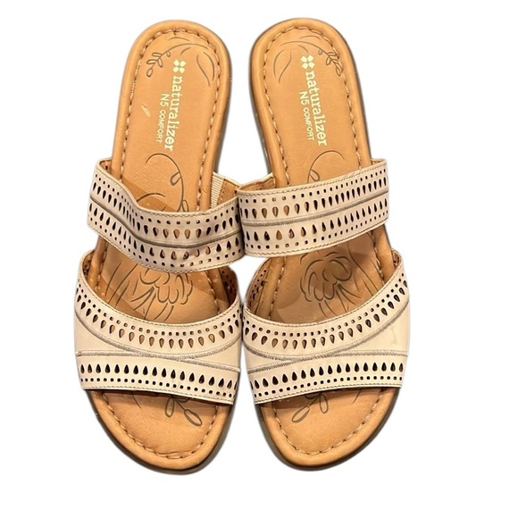 New Naturalizer Jenaya Leather Sandals Mules N5 Comfort Tan/Beige Cutouts 10W - Picture 1 of 12
